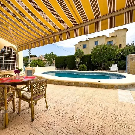 בית נופש Casa Privada Piscina A Pie De Playa Wifi Aire Barbacoa קלפה